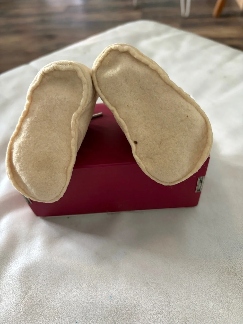 VINTAGE 1950’s GERTRUDE’S CRIB SHOES